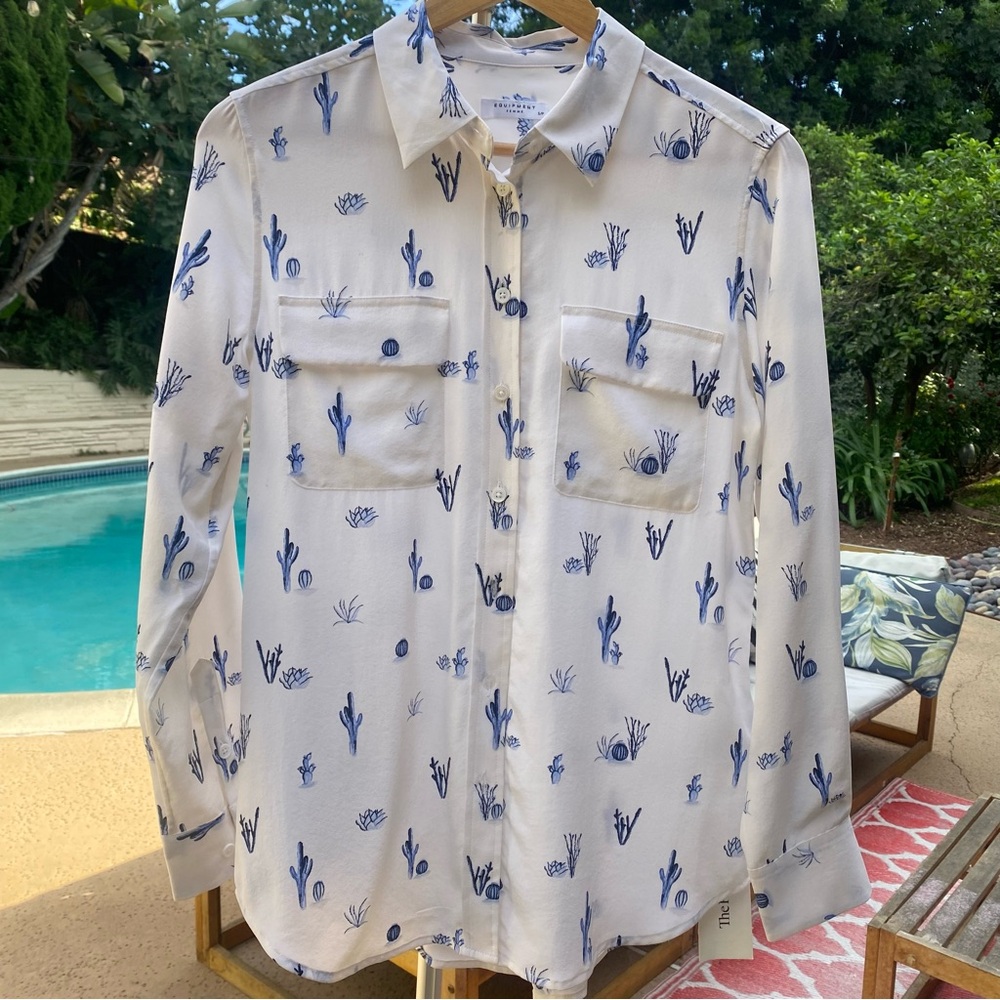 EQUIPMENT FEMME Women’s Button-up Silk Blouse